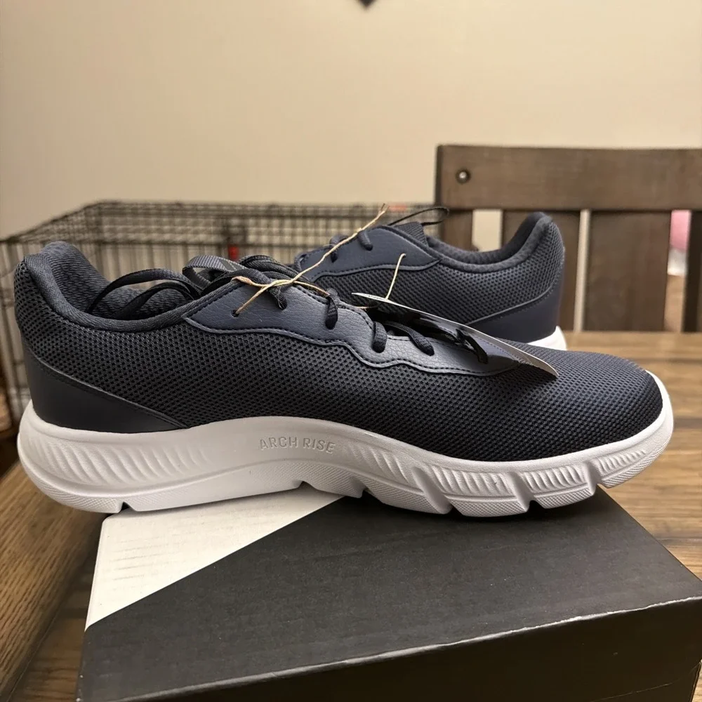 adidas men sneaker
